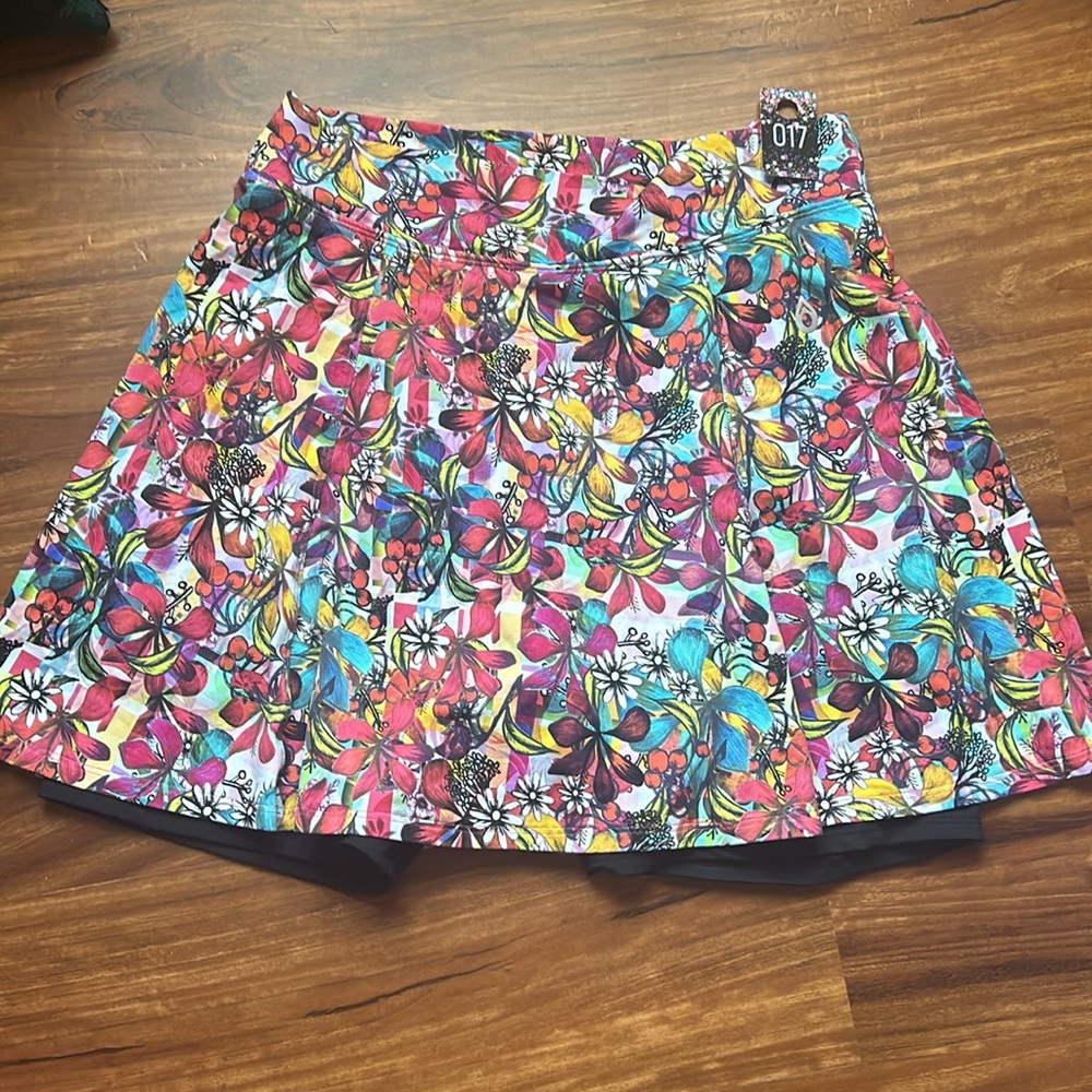 Dona Jo tennis 🎾 pickleball skort size 3 or XL - Picture 8 of 9